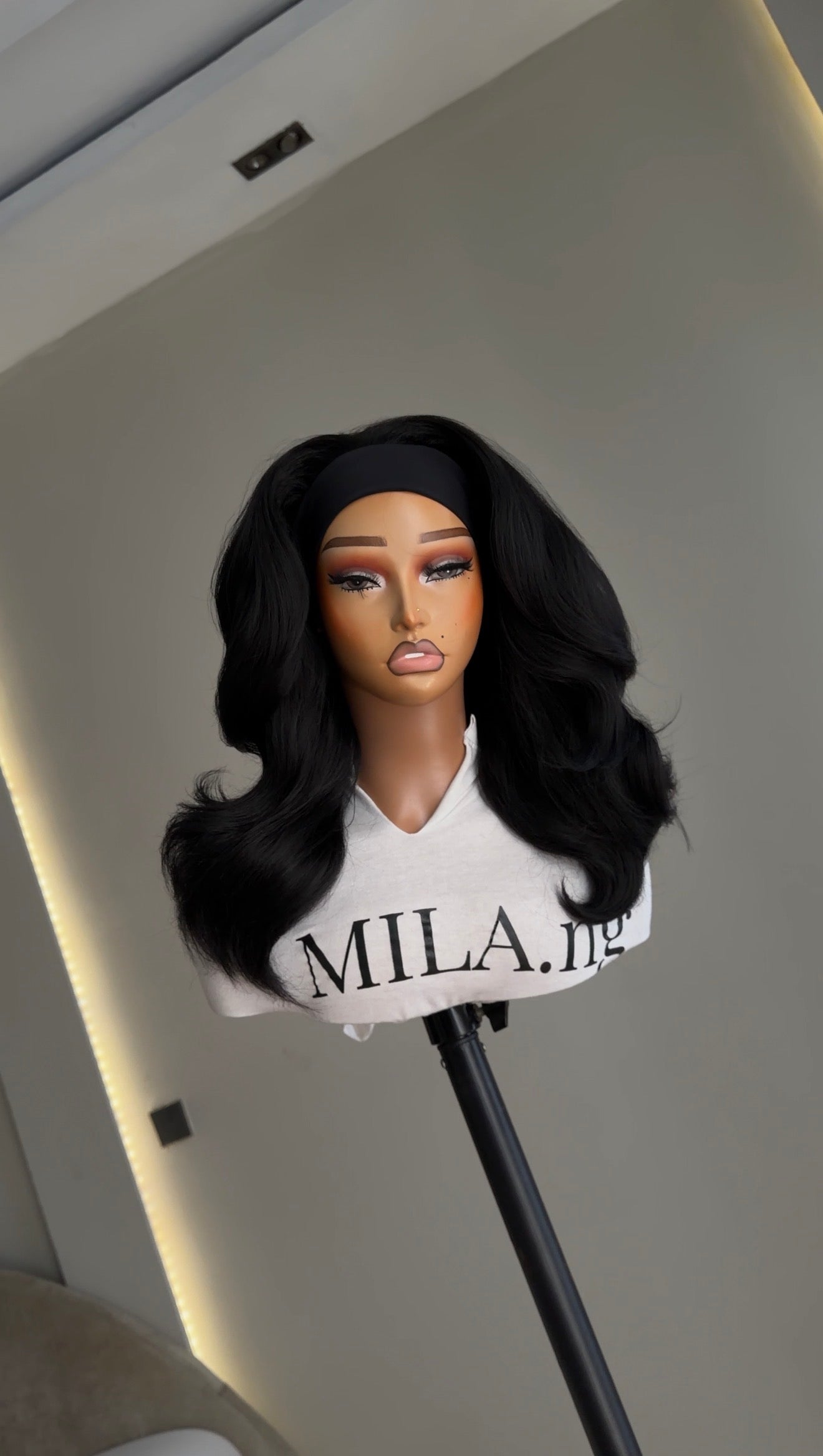 Naya Headband Wig