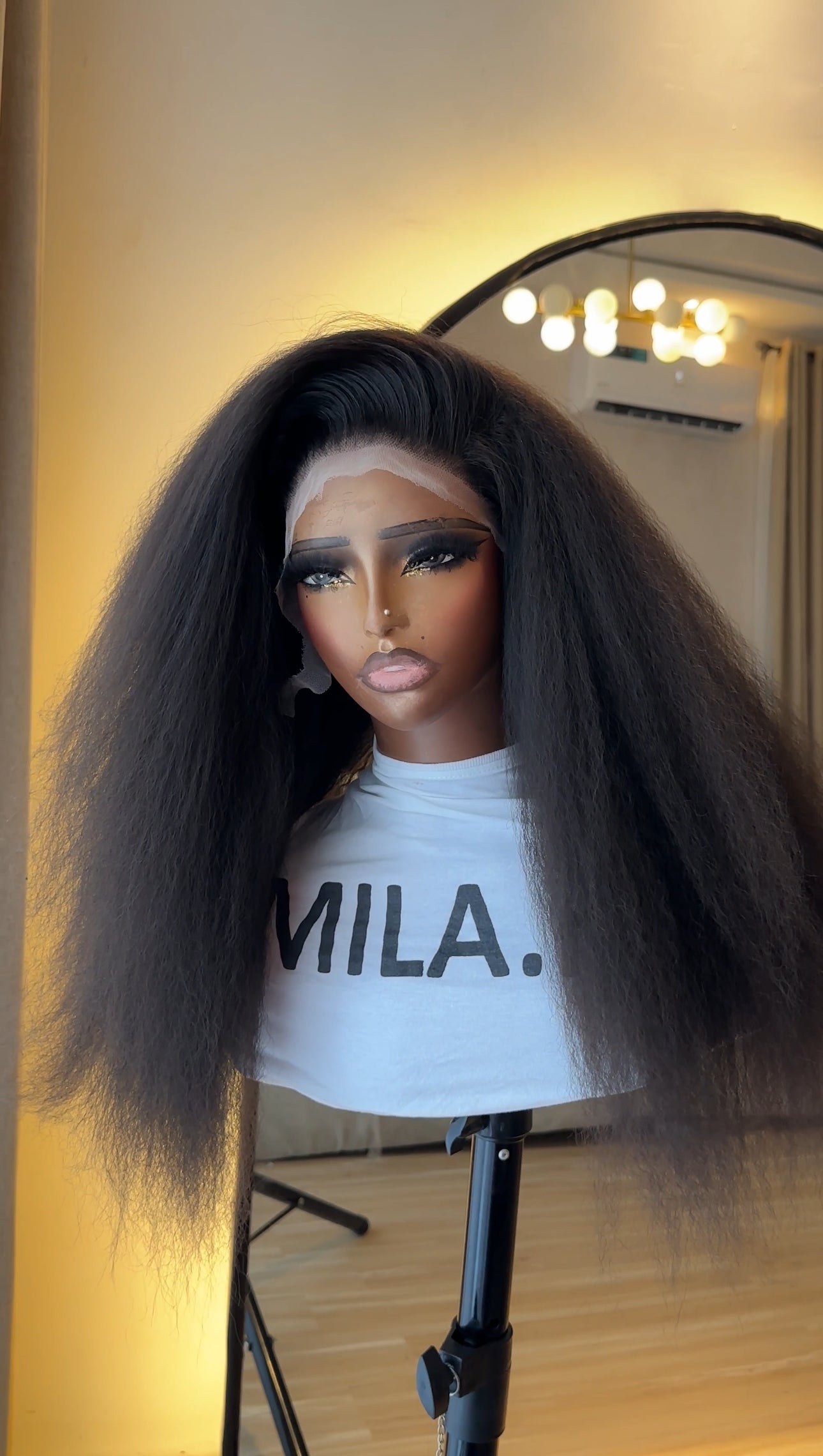 Kylie Kinky (frontal)